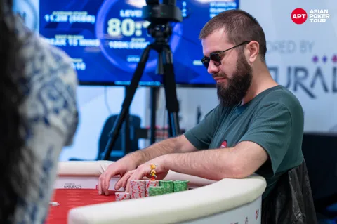 Alexandru Papazian FT-2.jpg