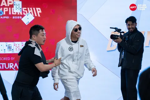 Costiniano Bluff2.jpg